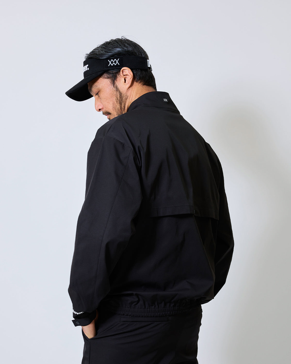 S:WEG logo fullzip jacket black – WHATEVER.